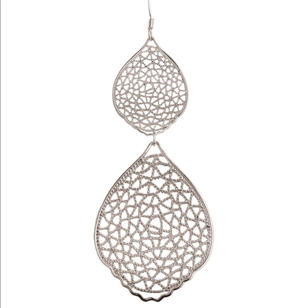 Druzy pendant necklace